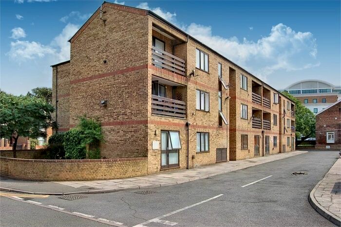1 Bedroom Flat To Rent In William Court A Hows R, Uxbridge, Middlesex, UB8