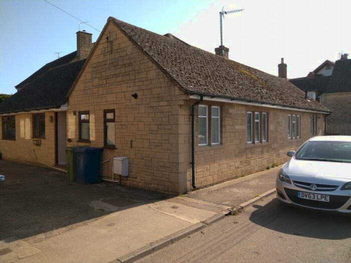 2 Bedroom House To Rent In Cleeve Road, Gotherington, GL52