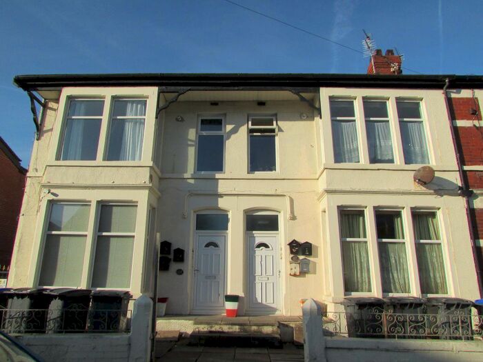 1 Bedroom Flat To Rent In Flat, Blackpool, Lancashire, FY1