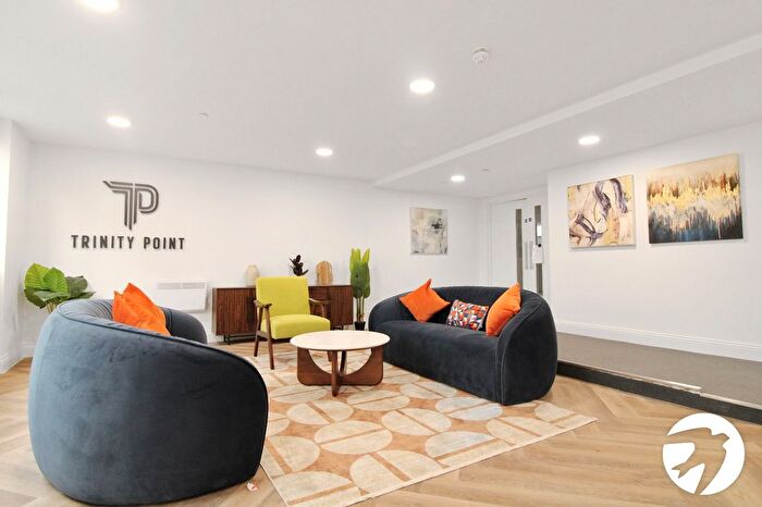 1 Bedroom Flat To Rent In New Road, Gravesend, Kent, DA11