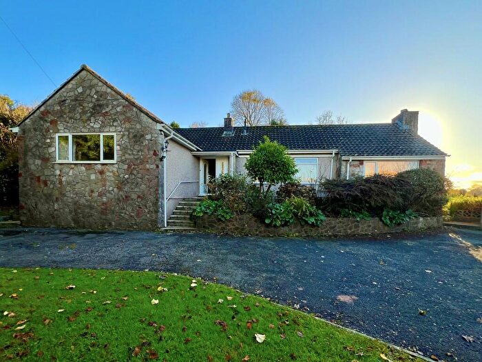 4 Bedroom Detached House For Sale In Winford Road, Chew Magna, BS40