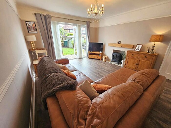 1 Bedroom Flat For Sale In Coronation Drive, Crosby, Liverpool, L23