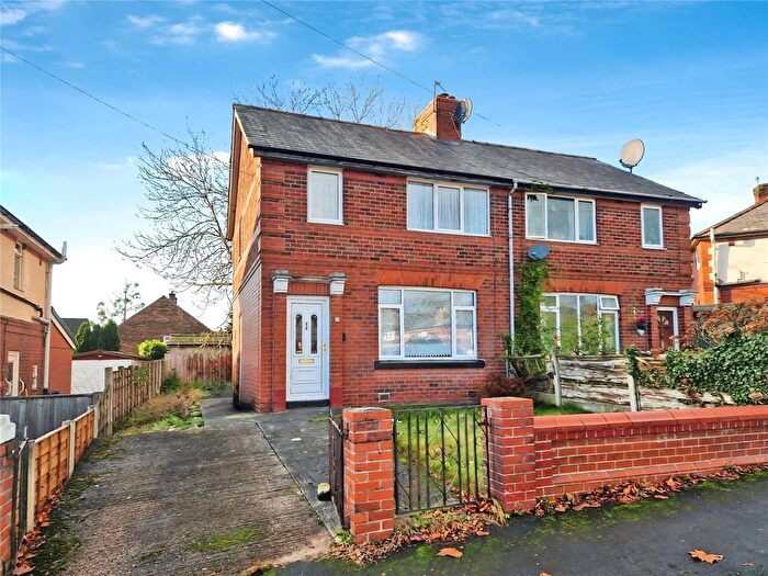 3 Bedroom Semi Detached House For Sale In Keswick Road, Worsley, Manchester, Greater Manchester, M28