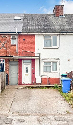 3 Bedroom Terraced House For Sale In Peel Crescent, Mansfield, NG19
