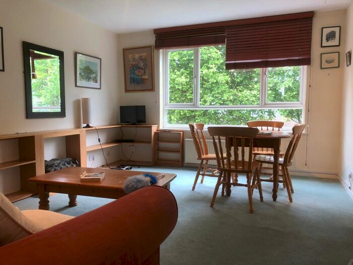 1 Bedroom Flat To Rent In Albany Court, Ashburnham Road, TW10