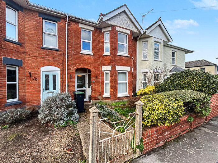 3 Bedroom Terraced House For Sale In Christchurch, BH23