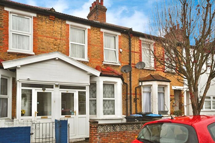 2 Bedroom Terraced House For Sale In Middlesborough Road, London, N18