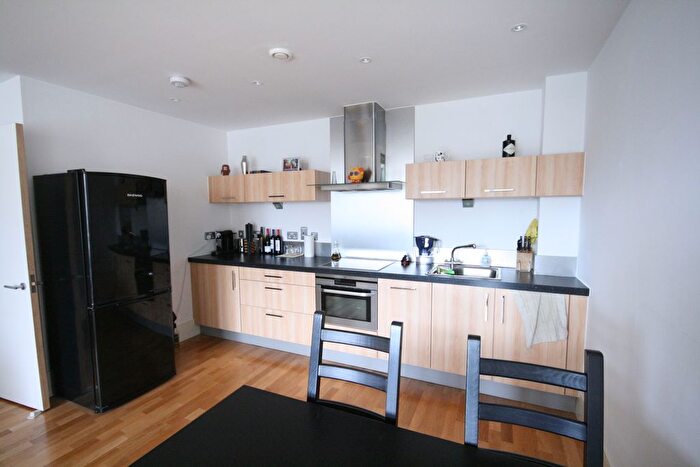 1 Bedroom Flat To Rent In Highbury Stadium Square, Avenell Road, Highbury, N5
