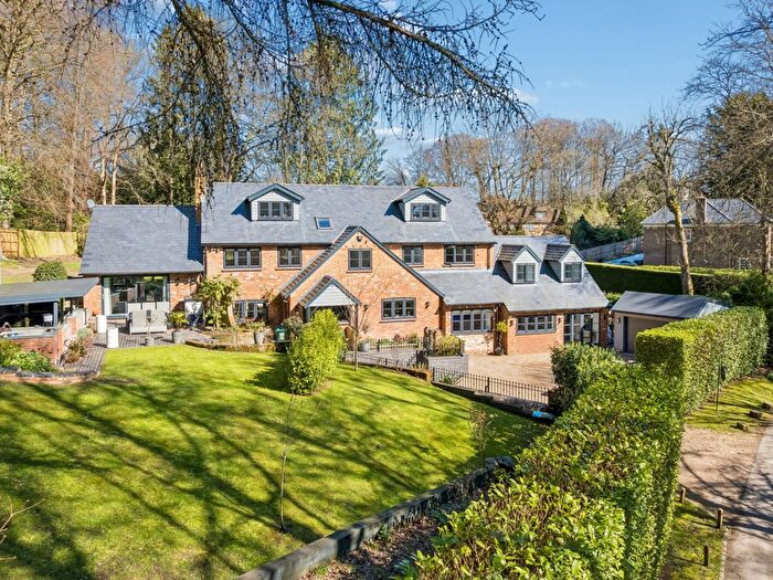 6 Bedroom Detached House For Sale In Manor Road, Penn, HP10