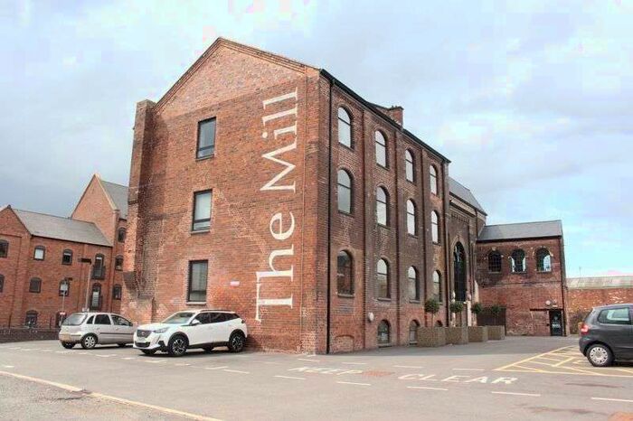 1 Bedroom Property To Rent In High Street, Stourbridge, DY8