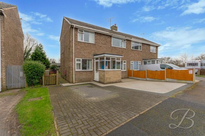 2 Bedroom Semi-Detached House For Sale In St. Thomas's Close, Tibshelf, Alfreton, DE55
