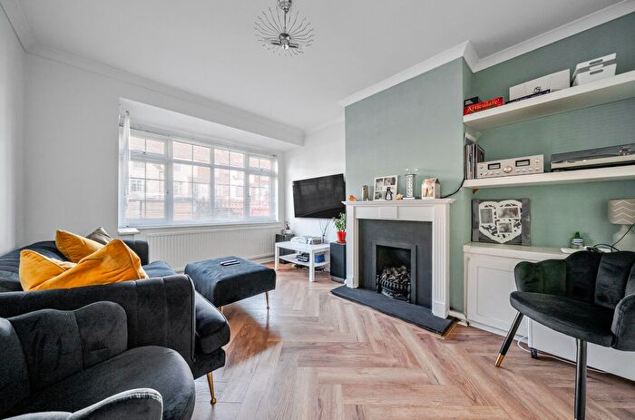 3 Bedroom Terraced House For Sale In Main Road, Sutton At Hone, Dartford, Kent, DA4