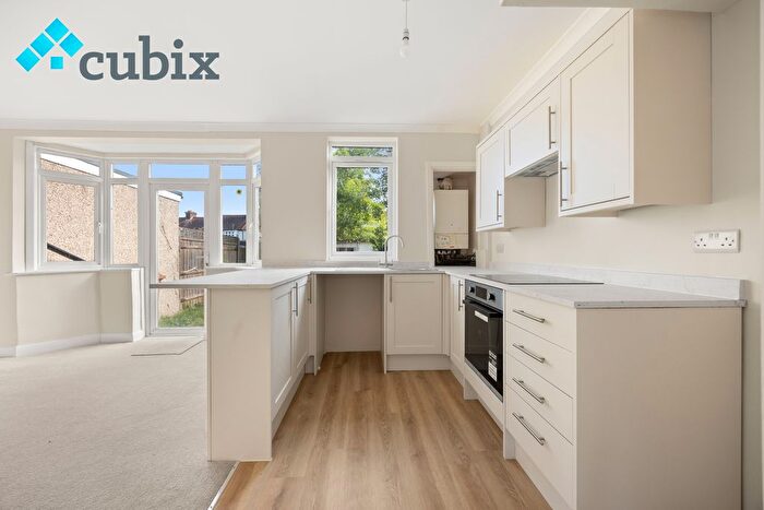 3 Bedroom Terraced House For Sale In Kew Crescent, North Cheam, SM3