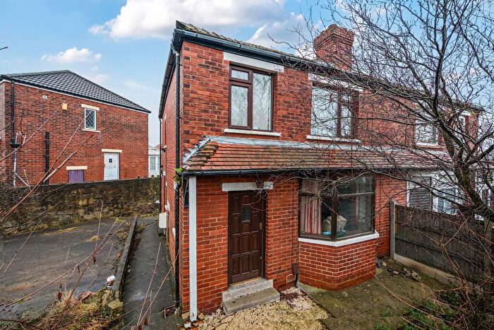3 Bedroom Semi-Detached House For Sale In Lawrence Gardens, Oakwood, Leeds, LS8