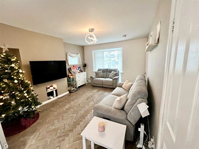 3 Bedroom Terraced House For Sale In Glastonbury Road, Yardley Wood, Birmingham, B14