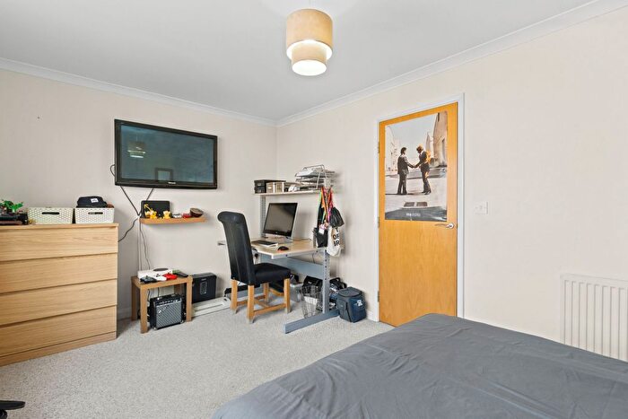 3 Bedroom Terraced House For Sale In West Quay, Newhaven, BN9