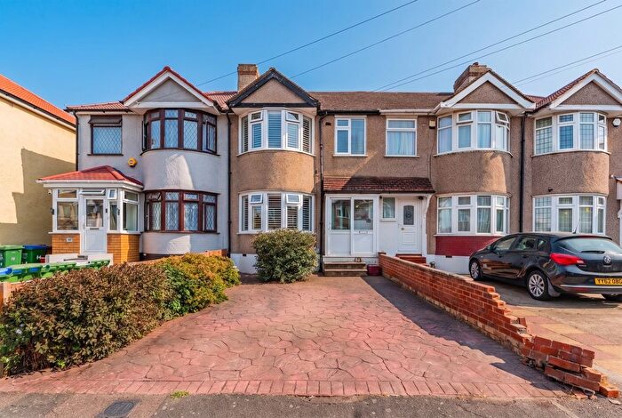 3 Bedroom Terraced House For Sale In Anthony Road, Welling, Kent, DA16