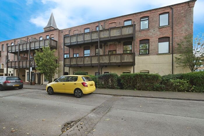 2 Bedroom Flat For Sale In The Bayley, Leen Court, Nottingham, Nottinghamshire, NG7