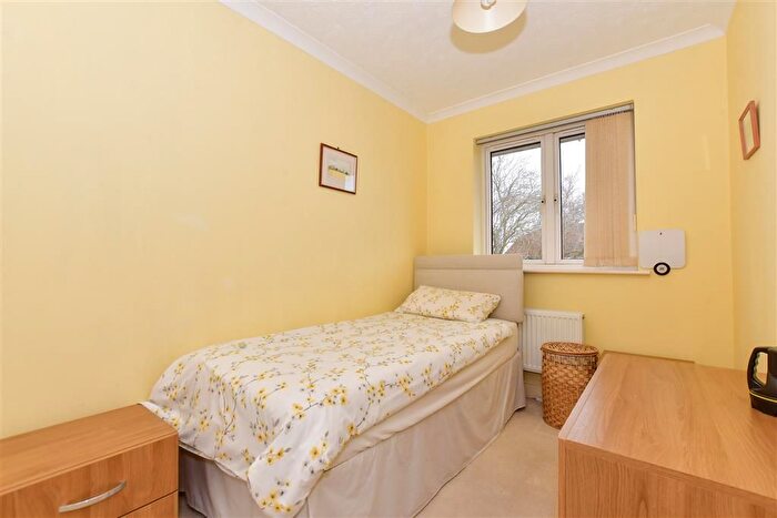 2 Bedroom Semi-Detached House For Sale In Saw Lodge Field, Kingsnorth, Ashford, Kent, TN23