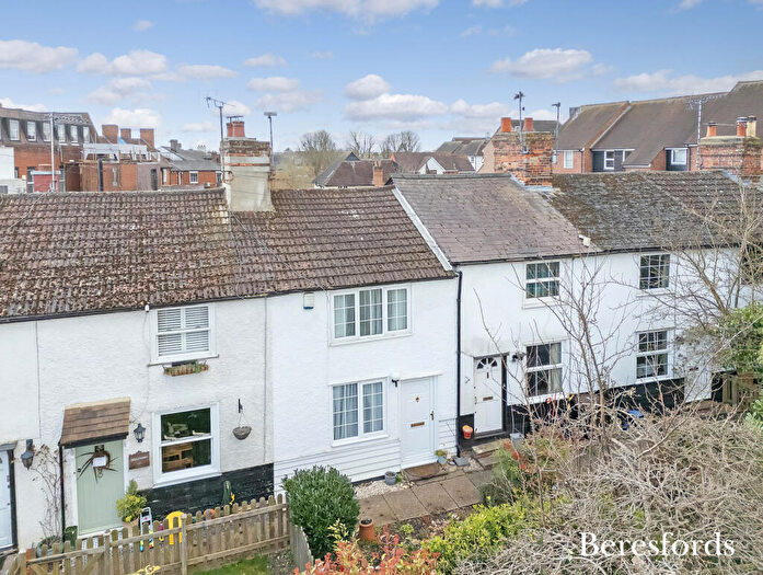2 Bedroom Terraced House For Sale In Clifton Terrace, Ingatestone, CM4