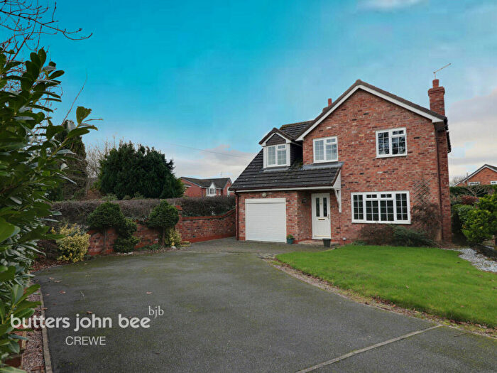 4 Bedroom Detached House For Sale In Norbury Close, Crewe, CW2