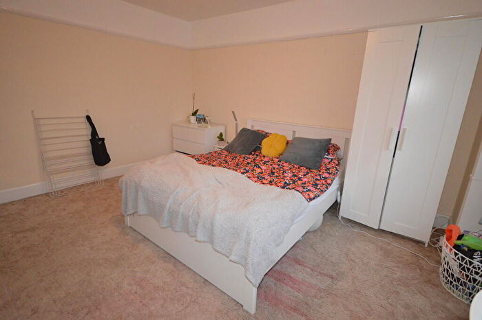 6 Bedroom Detached House To Rent In Stokewood Road, Bournemouth, BH3