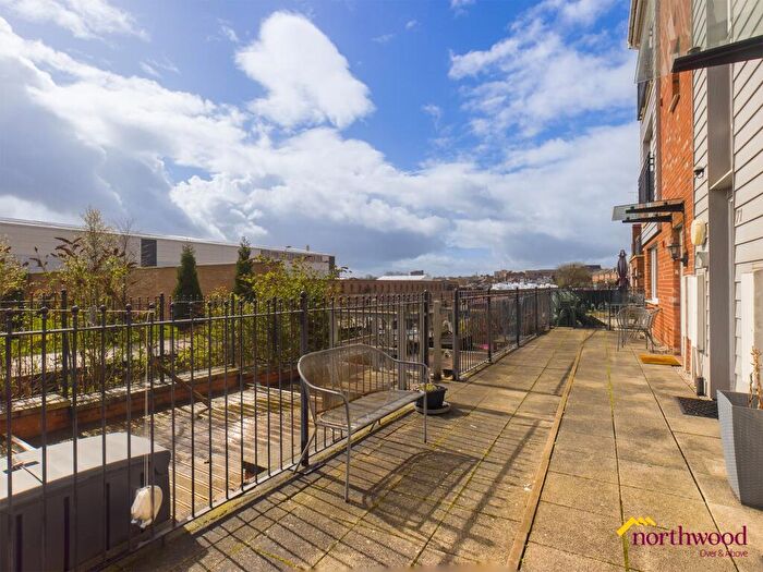 1 Bedroom Flat To Rent In Lockeepers Way, Hanley, ST1