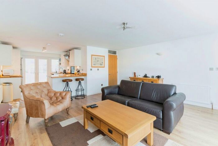 2 Bedroom Terraced Bungalow For Sale In Cherry Brook Drive, Paignton, TQ4