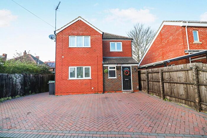 3 Bedroom Detached House For Sale In Nippendale, Rushden, NN10