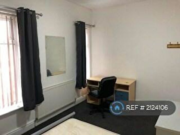 3 Bedroom Terraced House To Rent In Eva Street, Manchester, M14