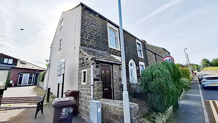 2 Bedroom End Of Terrace House For Sale In Stockport Road Lydgate, OL4