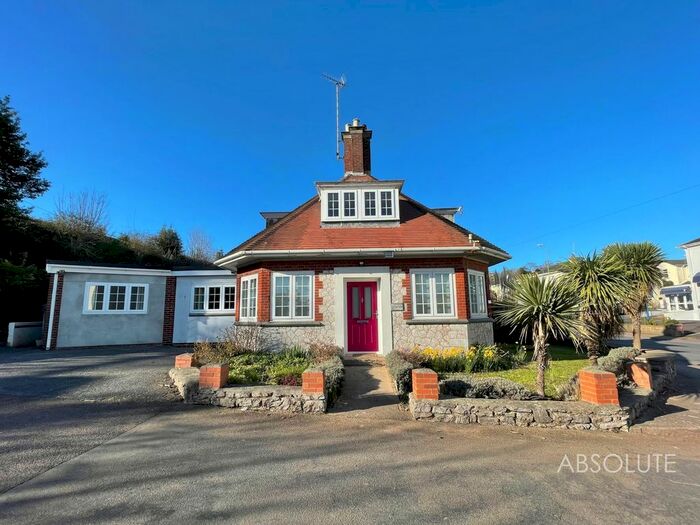 4 Bedroom Detached House To Rent In Avenue Road, Torquay, TQ2