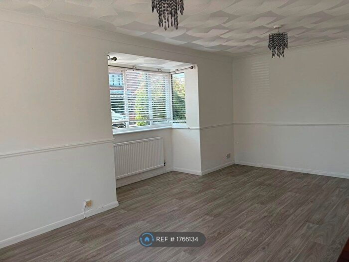 5 Bedroom Detached House To Rent In Windsor Mews, New Romney, TN28