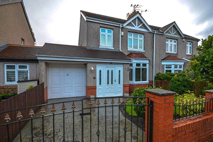 3 Bedroom Semi-Detached House For Sale In Newbury Street, South Shields, NE33