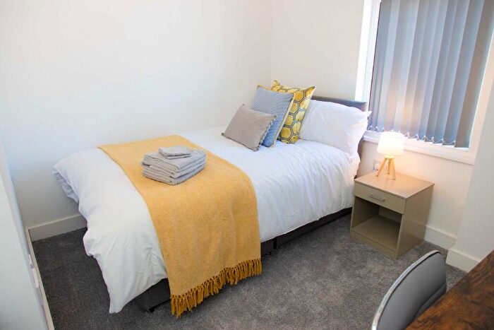 6 Bedroom House Of Multiple Occupation To Rent In Hartington Street, Barrow-In-Furness, Cumbria, LA14
