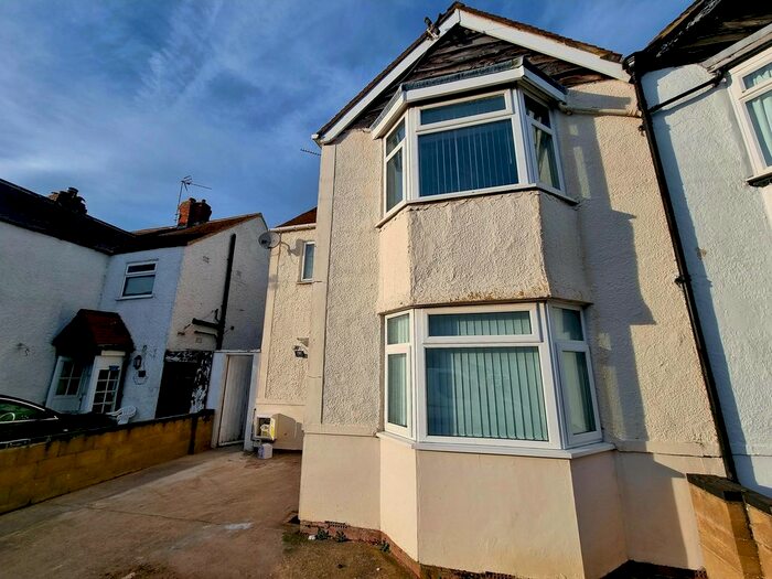 4 Bedroom Semi-Detached House To Rent In Coverley Road, Oxford, OX3