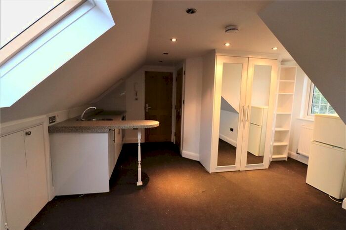 Studio To Rent In Old Rectory Gardens, Edgware, HA8