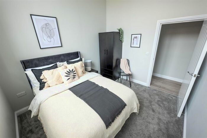 2 Bedroom Flat To Rent In Brockwood Park, Station Road, Sheffield, S13