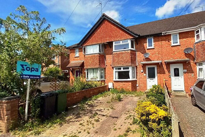 3 Bedroom Terraced House For Sale In Prestwich Avenue, Worcester, WR5