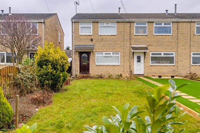 3 Bedroom End Of Terrace House To Rent In Britannia Road, Morley, LS27