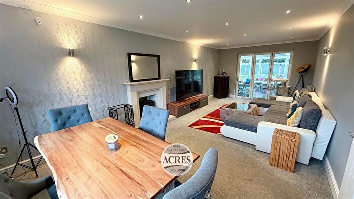 4 Bedroom Detached House For Sale In Ryknild Close, Four Oaks, Sutton Coldfield, B74 - Photo 7