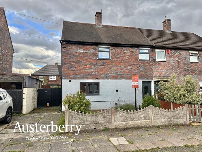 3 Bedroom Semi-Detached House For Sale In Allendale Walk, Stoke-On-Trent, ST3