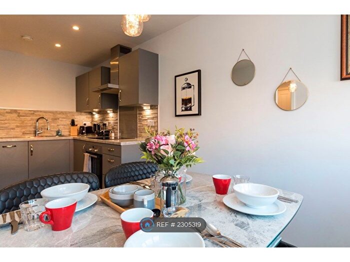 3 Bedroom Terraced House To Rent In Somerset Road, Faygate, Horsham, RH12