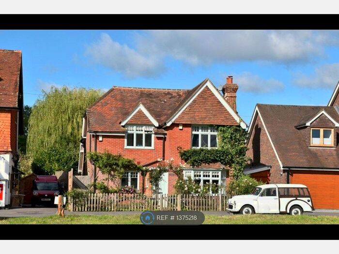 5 Bedroom Detached House To Rent In The Common, Dunsfold, Godalming, GU8