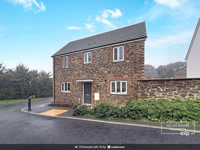3 Bedroom Detached House For Sale In Maple Grove, Ivybridge, Devon, PL21