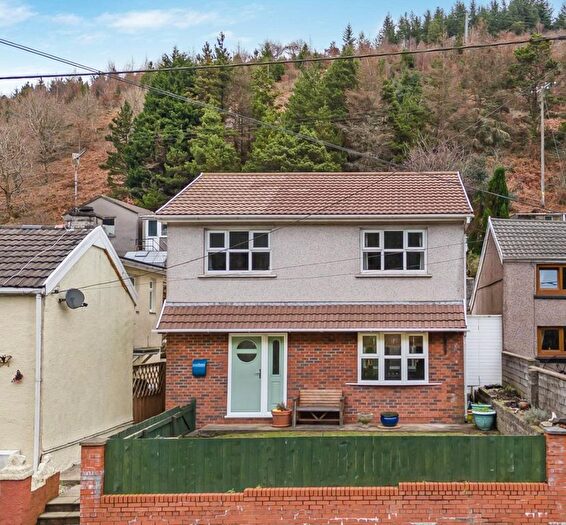 4 Bedroom Detached House For Sale In Cerrig Llwydion, Pontrhydyfen, Port Talbot, SA12