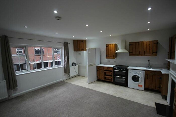 1 Bedroom Flat To Rent In Churchfield Road, Chalfont St Peter, SL9