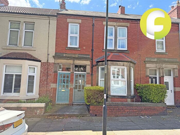 3 Bedroom Flat For Sale In Park Crescent East, North Shields, NE30