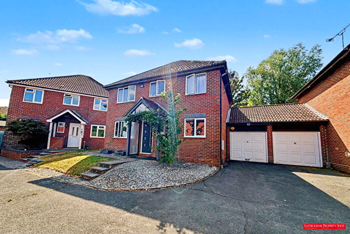4 Bedroom Detached House For Sale In Marlborough Close, Eastbourne, BN23