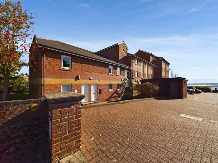 1 Bedroom Apartment For Sale In Oxford Street, Tynemouth, NE30